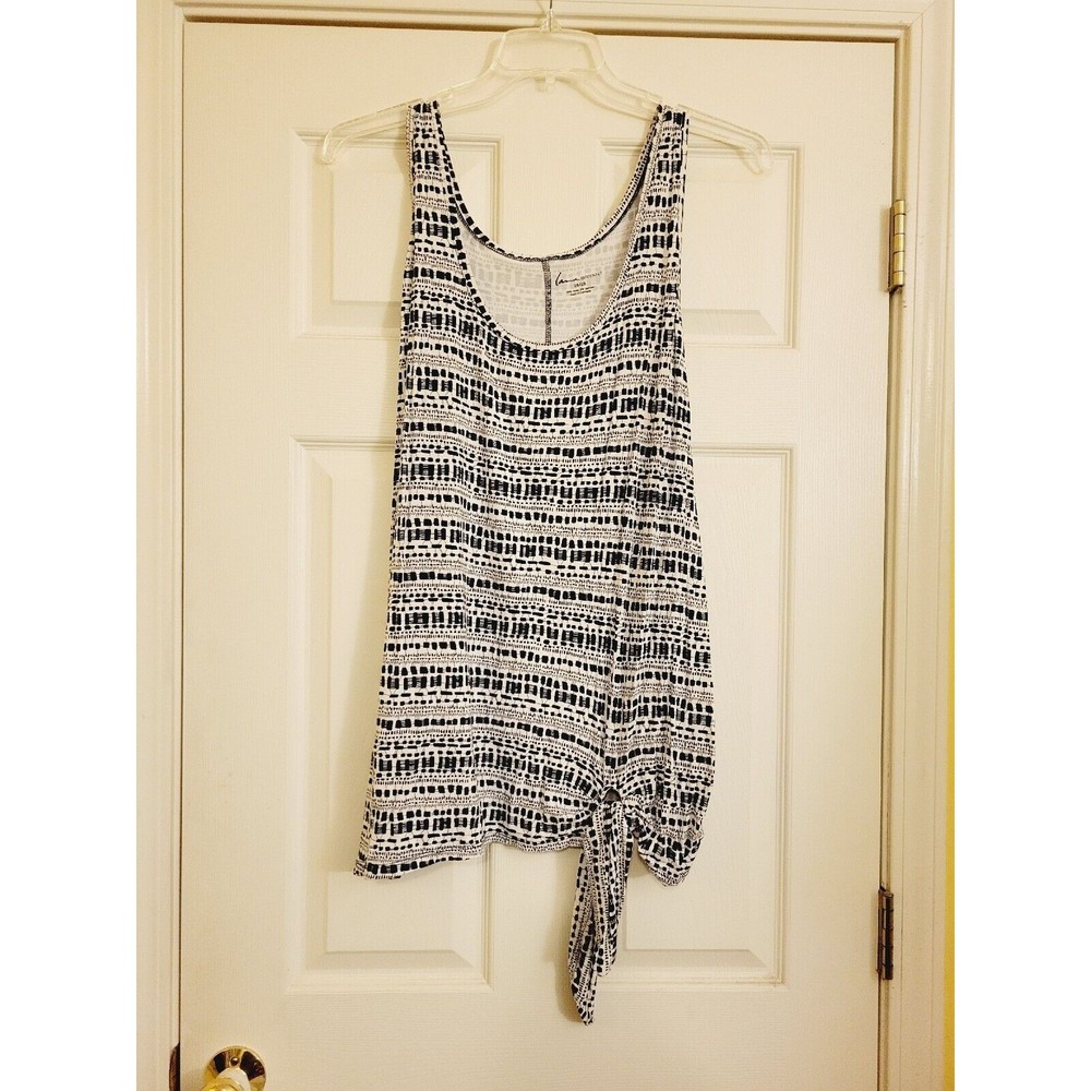 Lane Bryant Sleeveless Tank With Side Knot Size 26/28